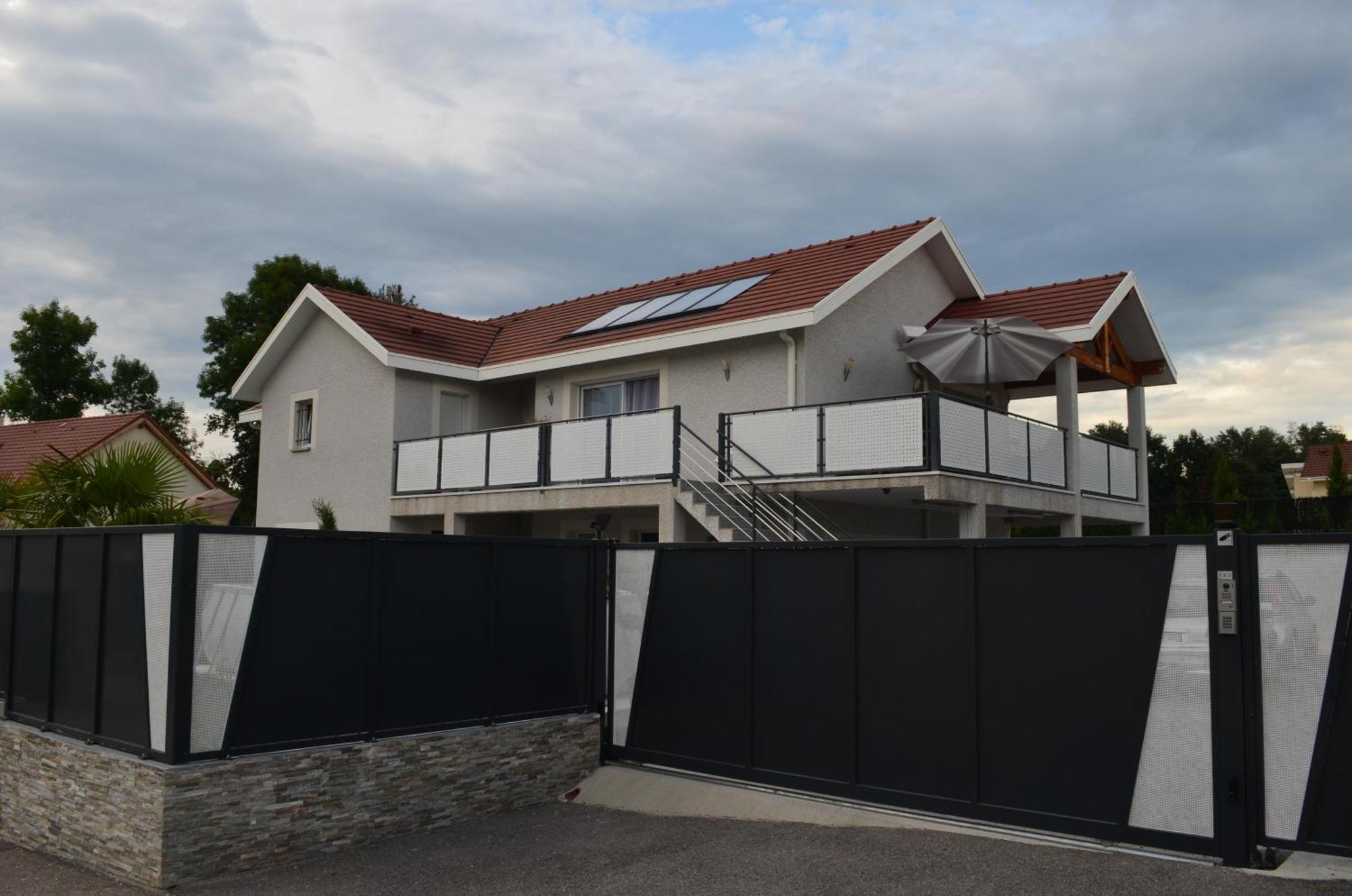 De 70 M2 Dans Maison Comptenporaine Charnecles