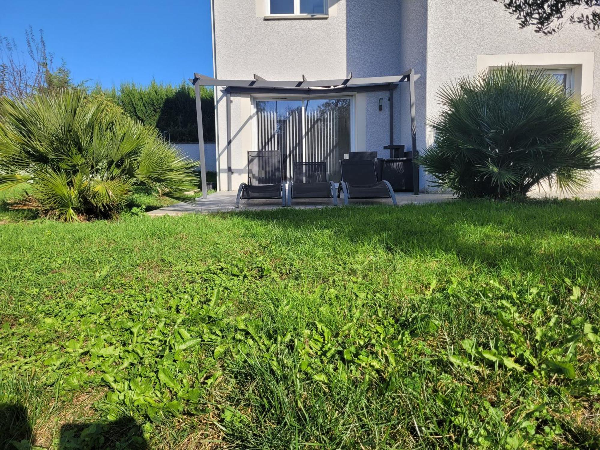 Appartamento De 70 M2 Dans Maison Comptenporaine *